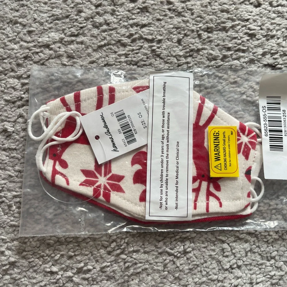 Hanna Anderson girls masks 2 pairs in one pack